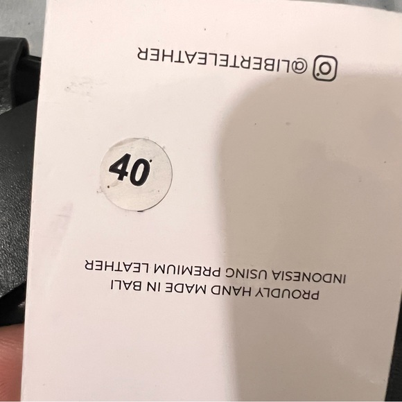 NEW Liberte Leather Capri Black Sandals - Picture 10 of 13